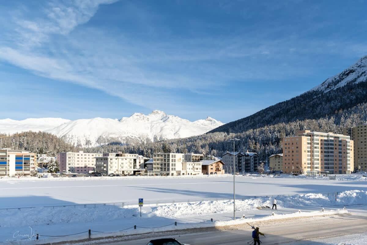 Charming Apartment In St Moritz Buitenkant foto